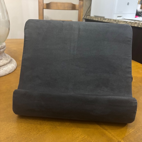 Pillow Pad - Picture 4 of 9